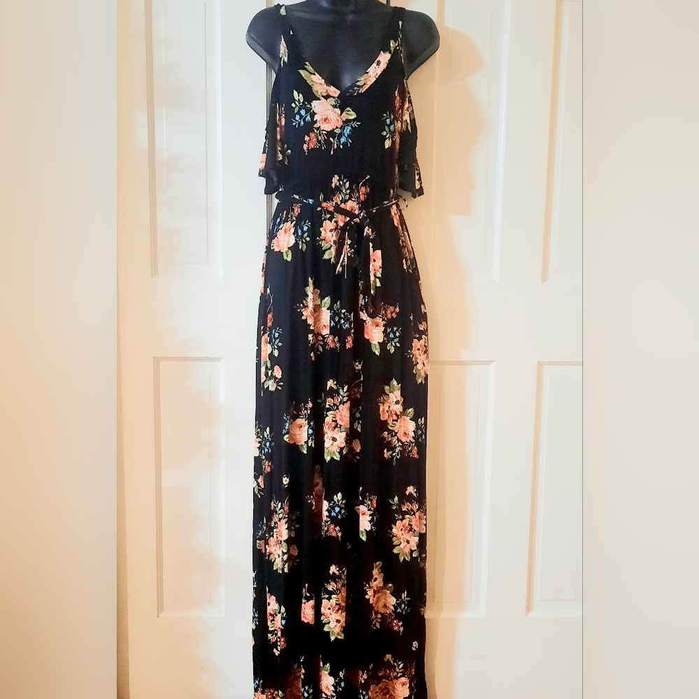 Long Floral Black Dress - New With Tags - Womens Size Small - Brand: Emerald